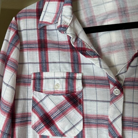 VICI Boutique Passport Plaid Roll Sleeve Button Down Shirt Top Blouse Size XL - Picture 3 of 7